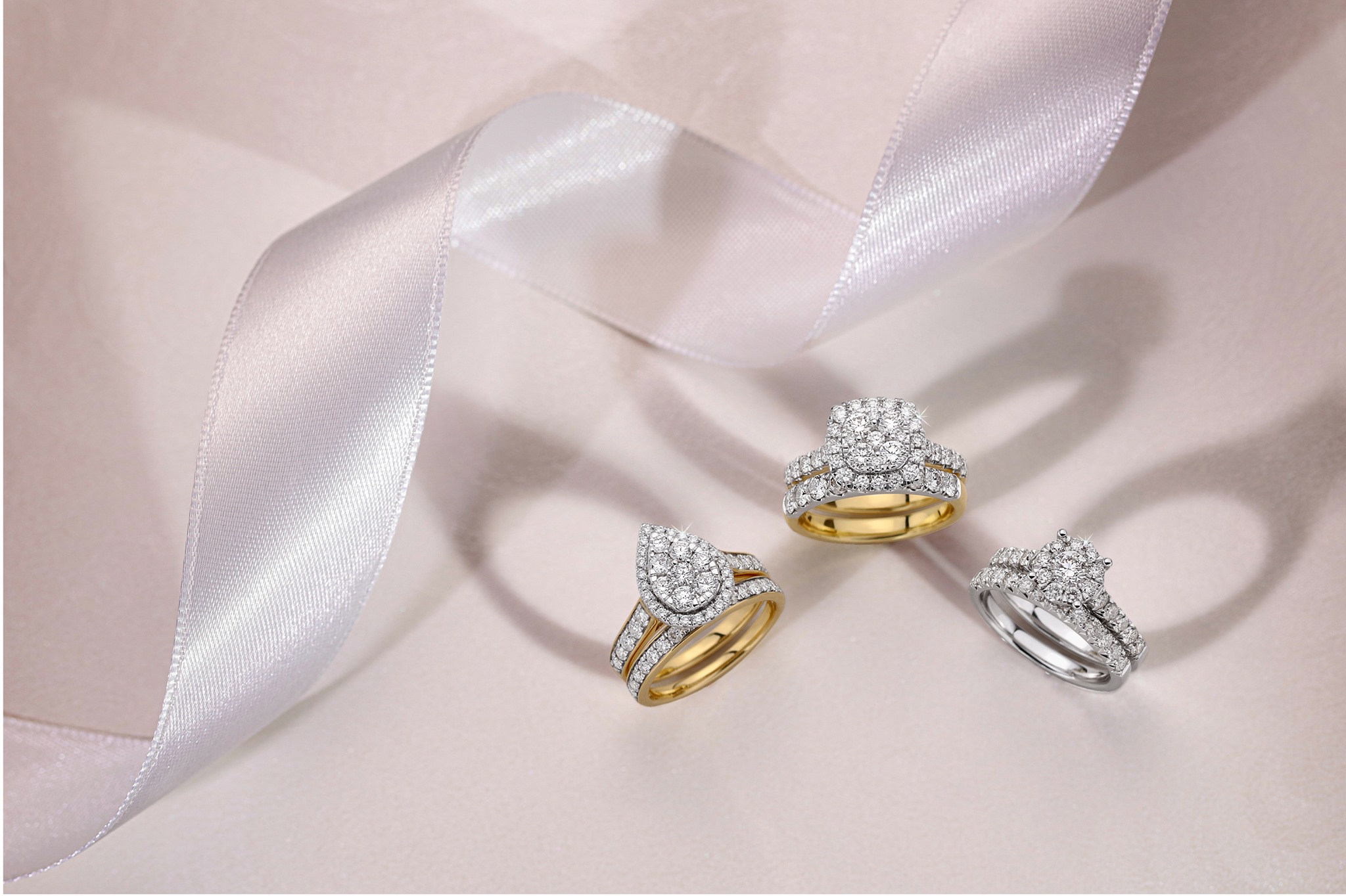 Angus & Coote Caneland Central Angus & Coote Caneland Central